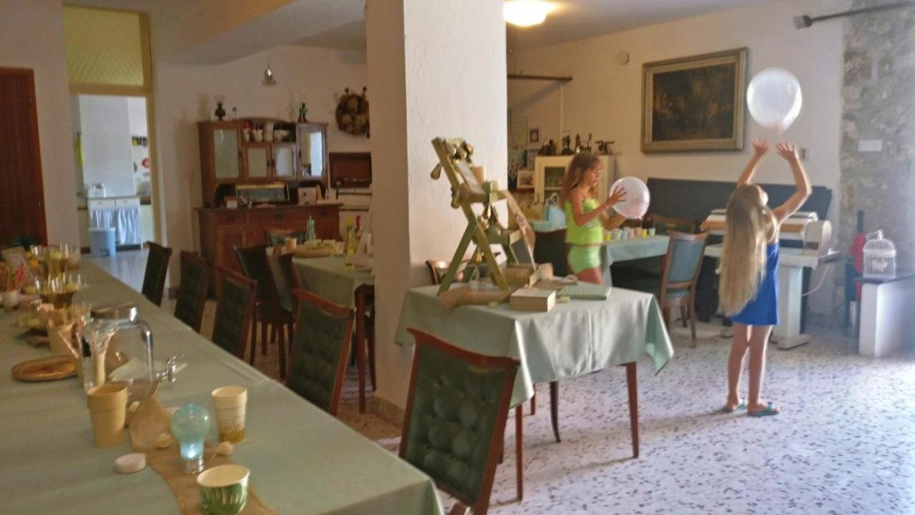 Guesthouse Lidija Сутиван Екстериор снимка