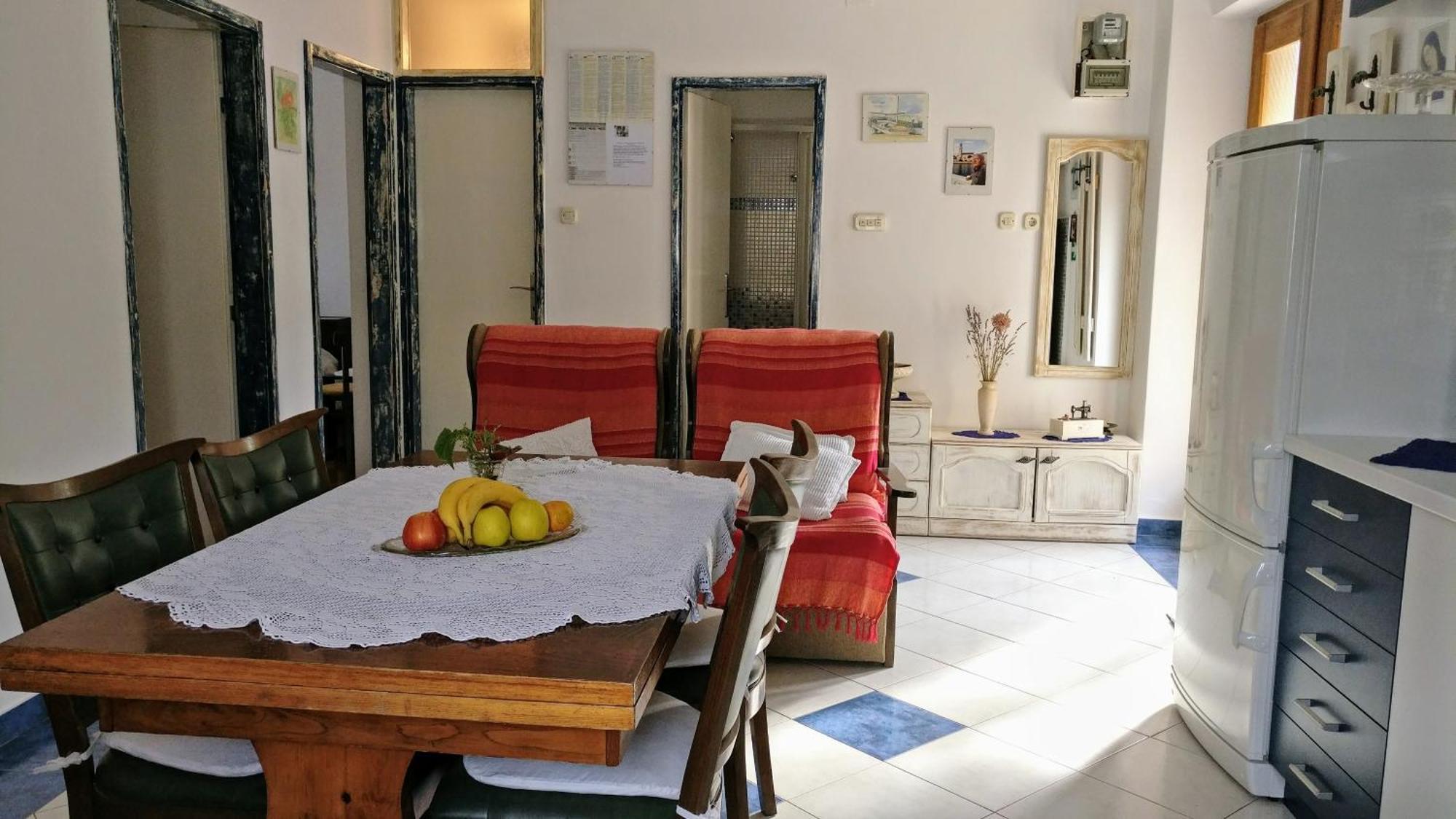Guesthouse Lidija Сутиван Екстериор снимка