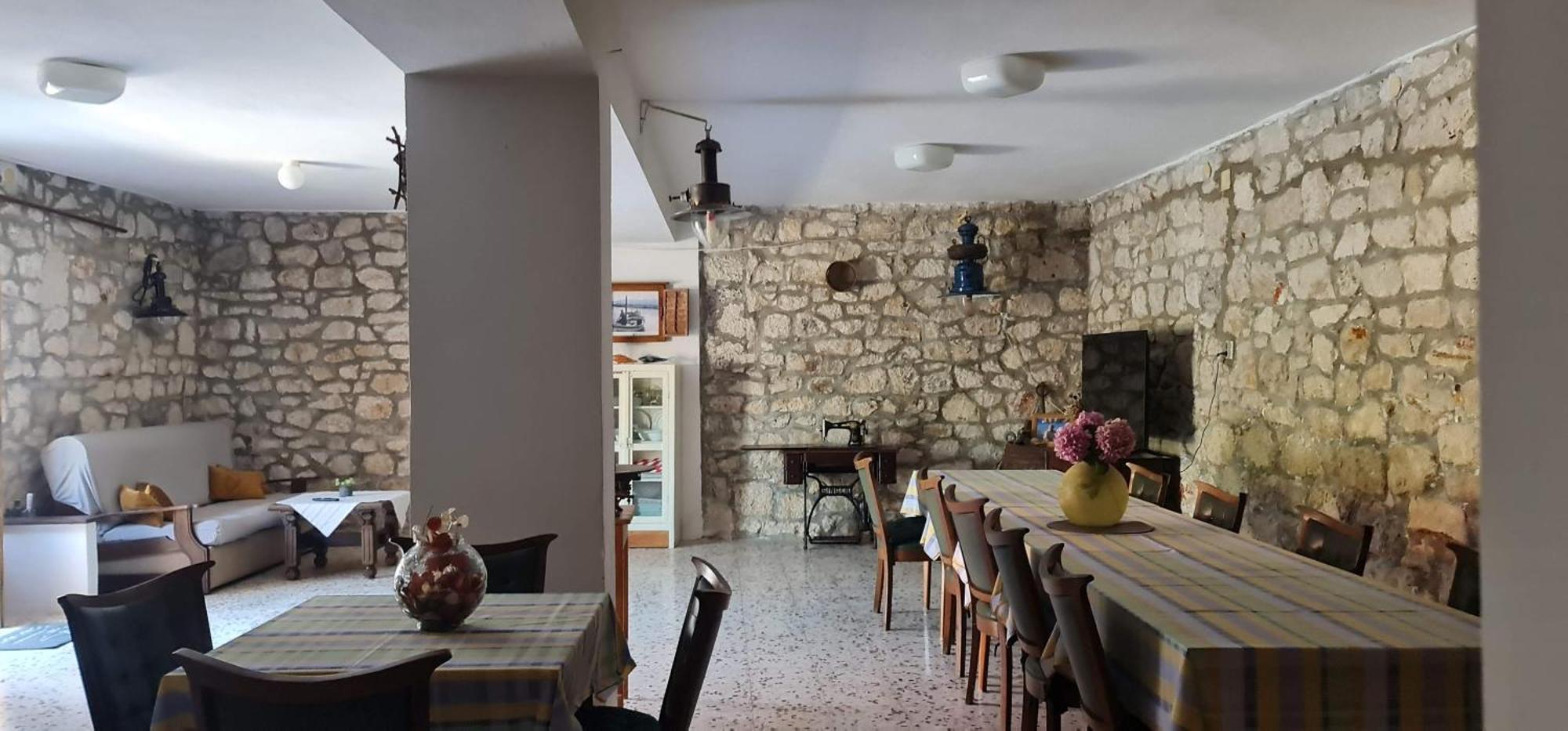 Guesthouse Lidija Сутиван Екстериор снимка